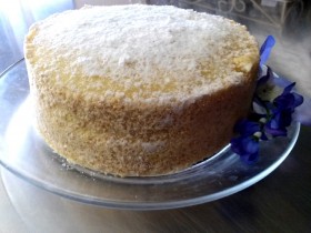 Free 6" Lemon Italian Cream Cake!!