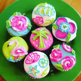 Custom Cakes, Cupcakes & Cookies